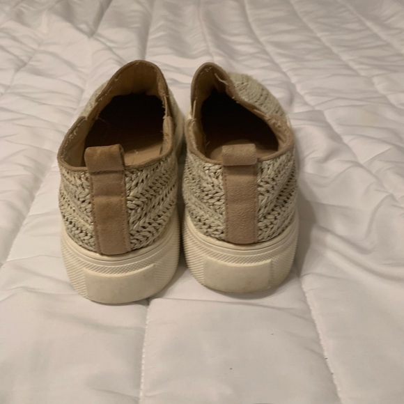 Altar’d State Calli Woven Slip-on Sneakers Size 7 - Picture 3 of 3